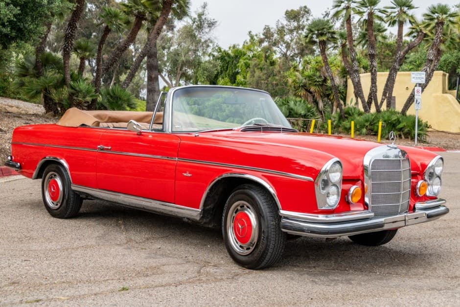 1965 Mercedes-Benz W112 sold for $64,500