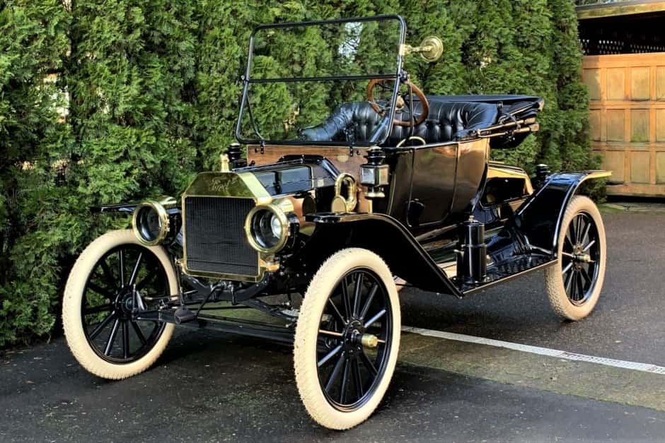 1914 Ford sold for $35,000