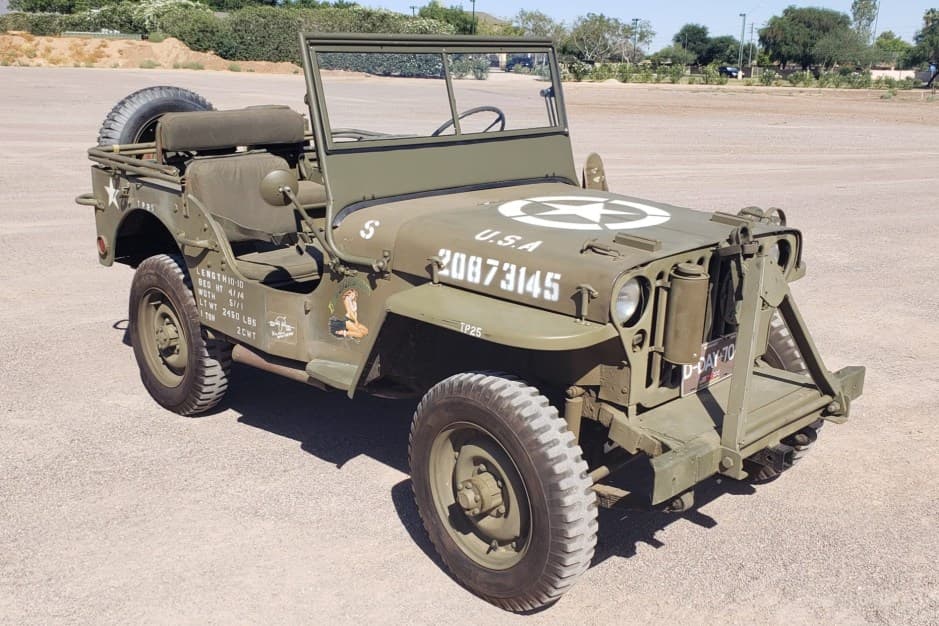 1945 Willys MB sold for $16,000
