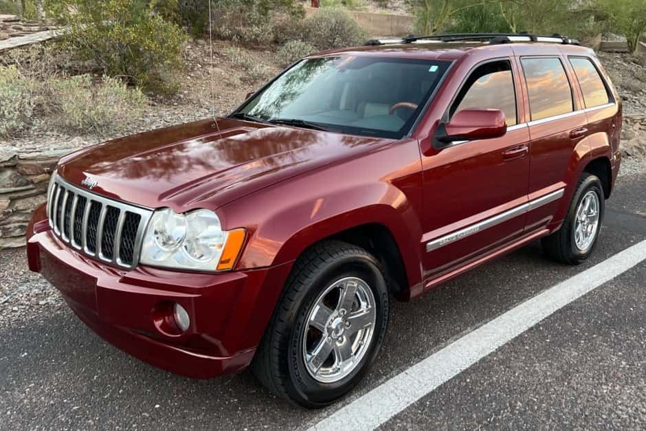 2007 Jeep WK Grand Cherokee sold for $9,000