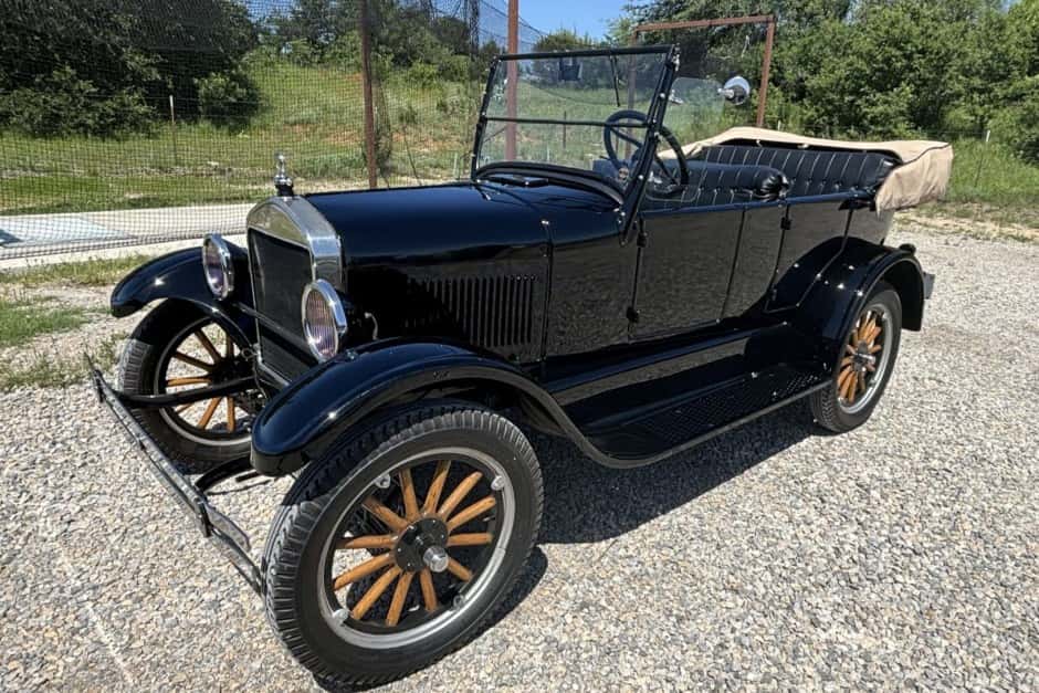 1926 Ford sold for $19,500