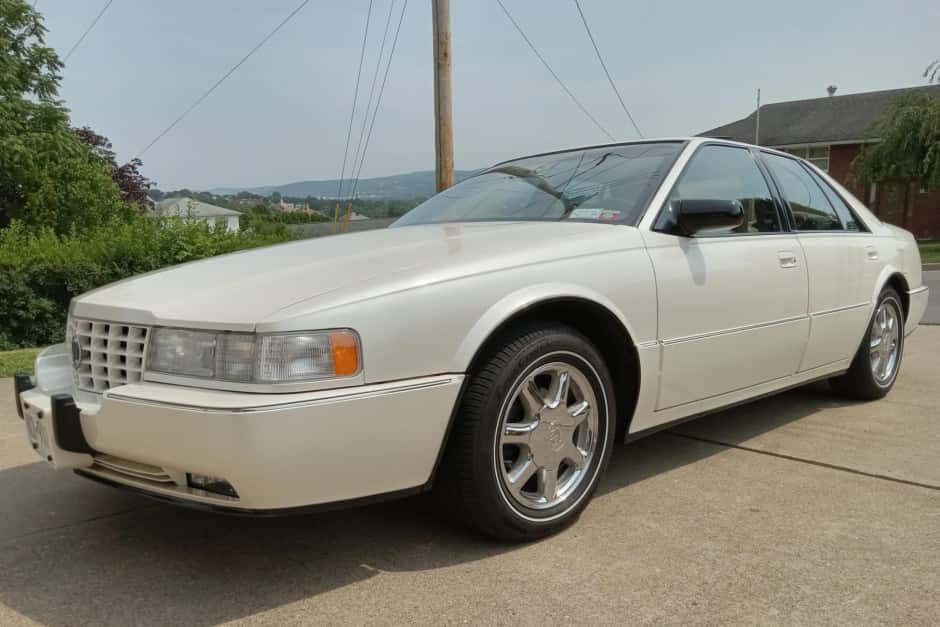 1992 Cadillac Seville sold for $5,650