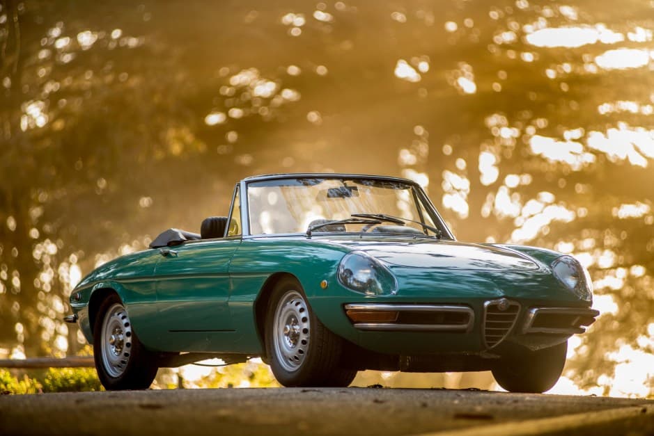 1969 Alfa Romeo 105/115 Spider Series 1 sold for $47,000