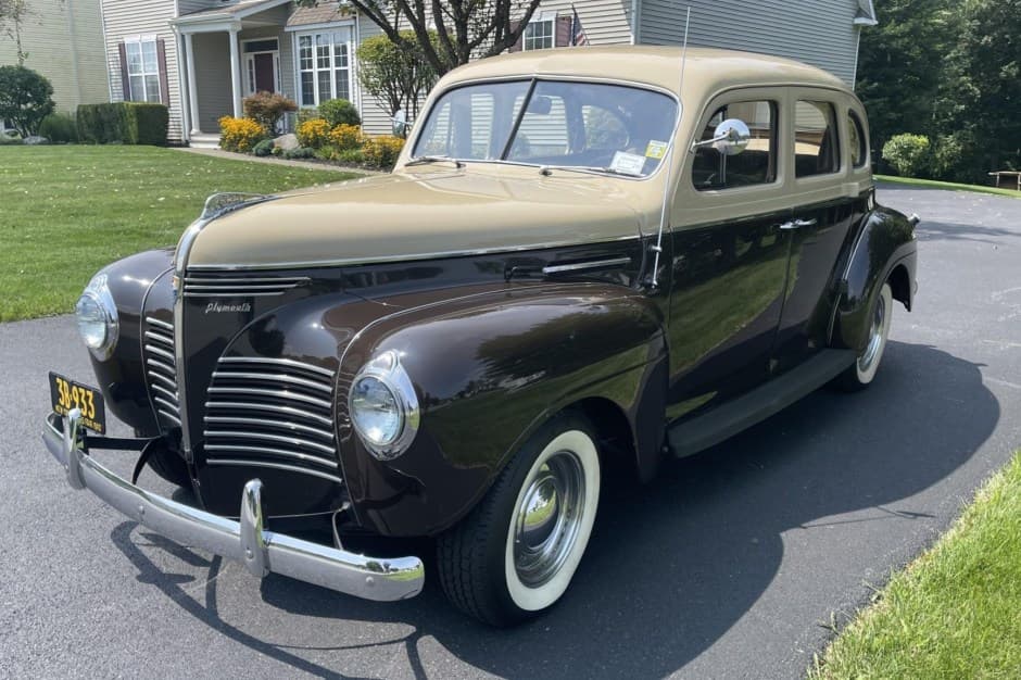 1940 Plymouth Deluxe/Special Deluxe sold for $6,500