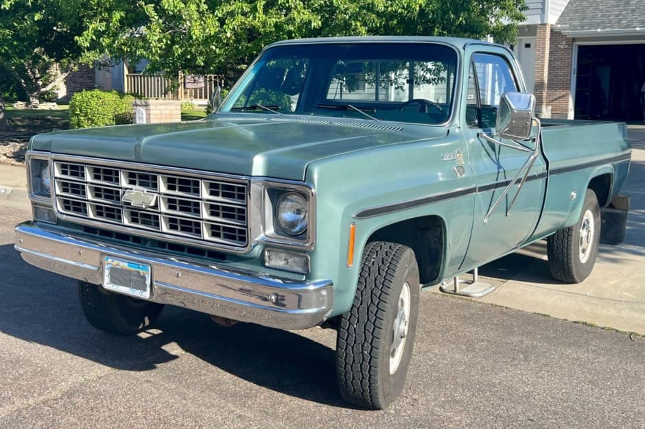1977 Chevrolet C/K (1973-1991) sold for $25,000
