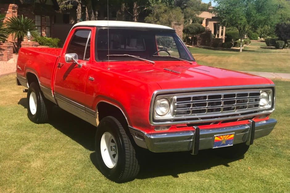 1976 Dodge Power Wagon sold for $7,900