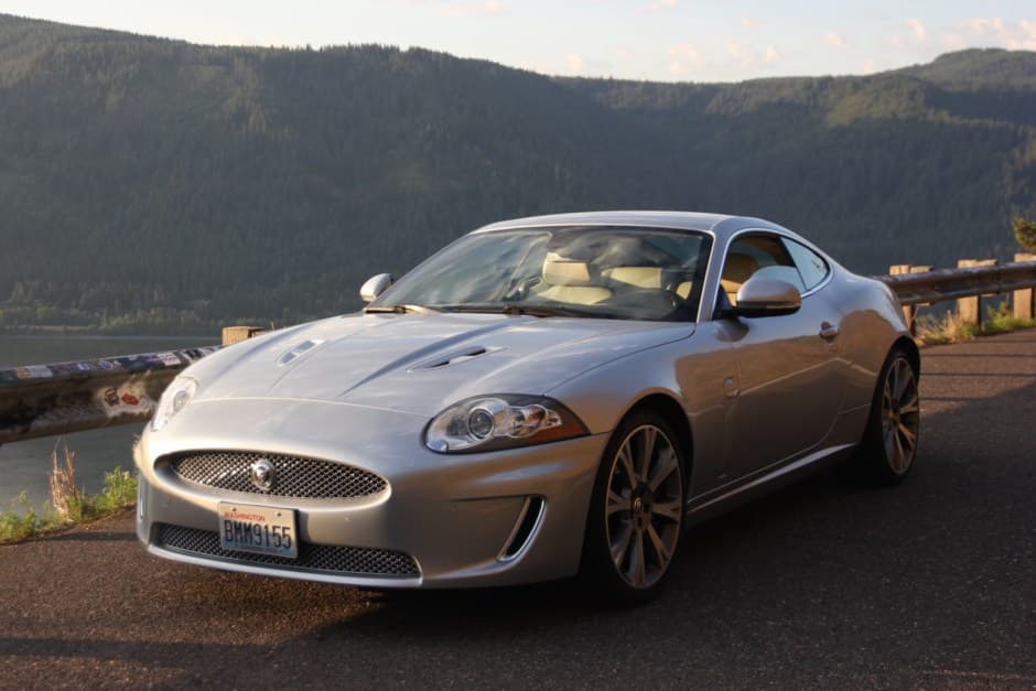 2010 Jaguar XKR sold for $18,818