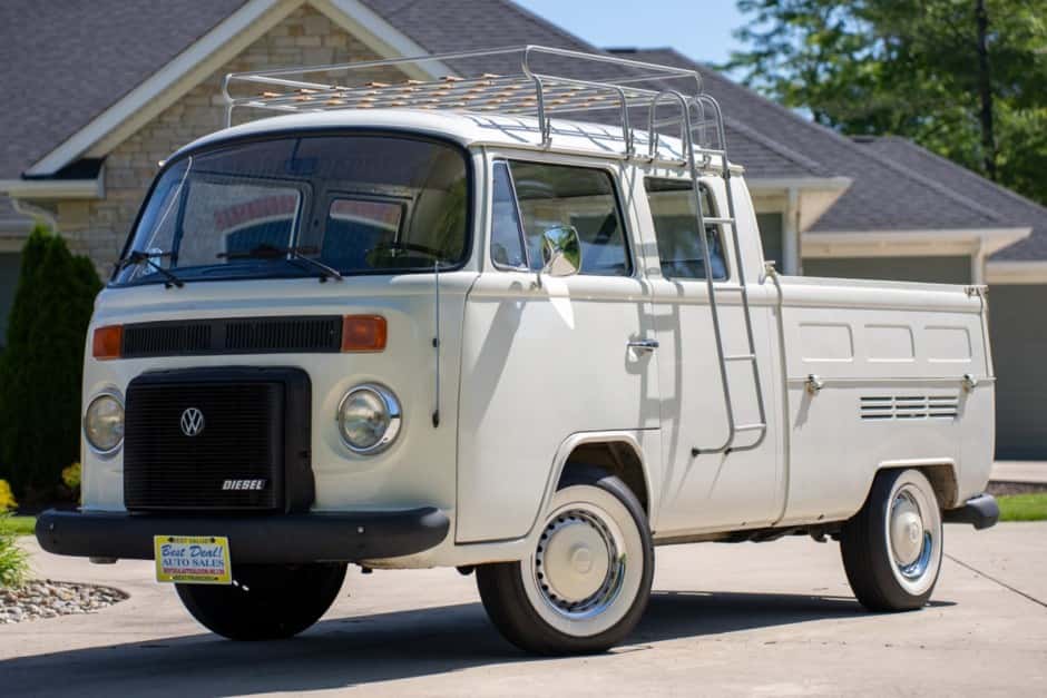 1983 Volkswagen Bay-Window Pickup sold for $24,000