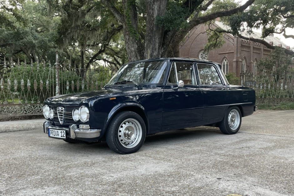 1973 Alfa Romeo 105 Series Sedan sold for $16,751