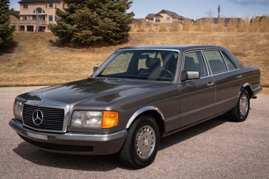 1981 Mercedes-Benz W126 S-Class sold for $7,200