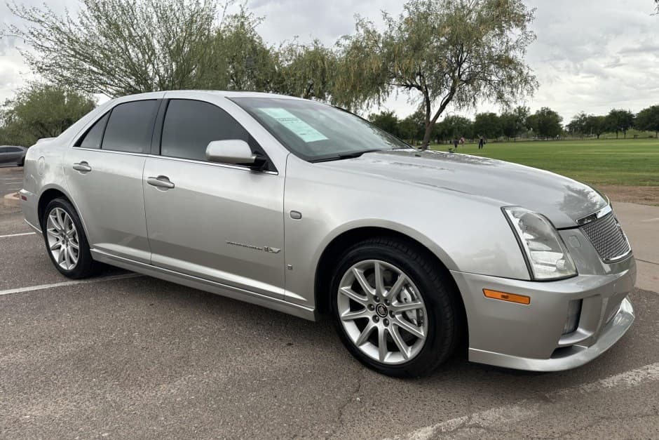 2006 Cadillac STS & STS-V sold for $12,250