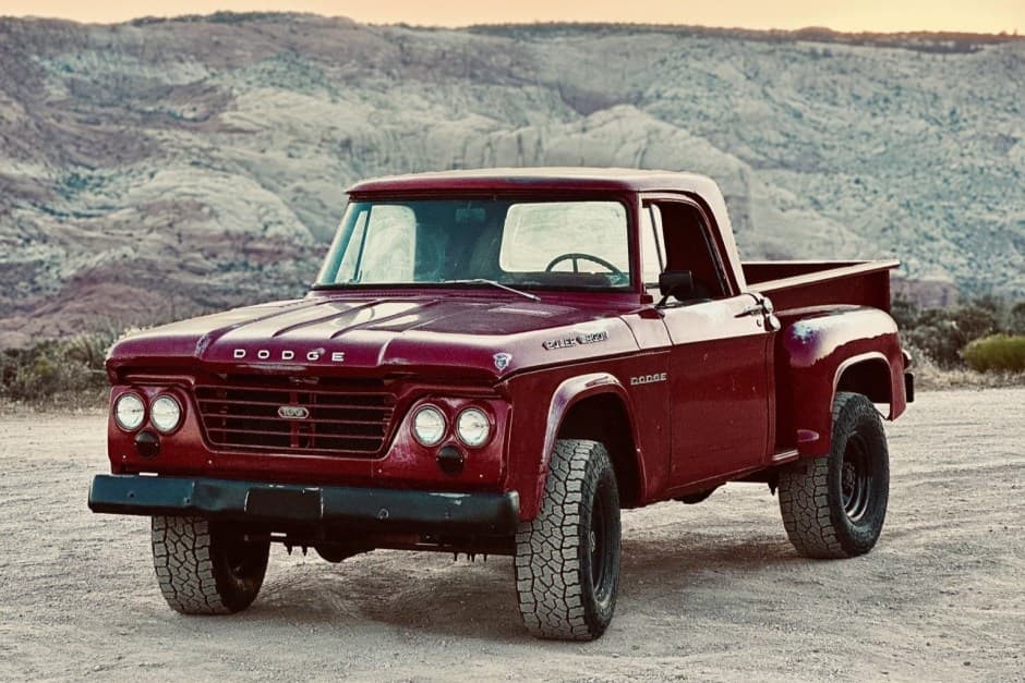 1964 Dodge Power Wagon sold for $13,250