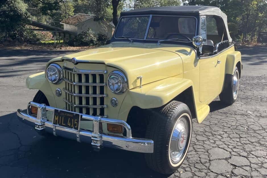 1950 Willys Jeepster sold for $15,250