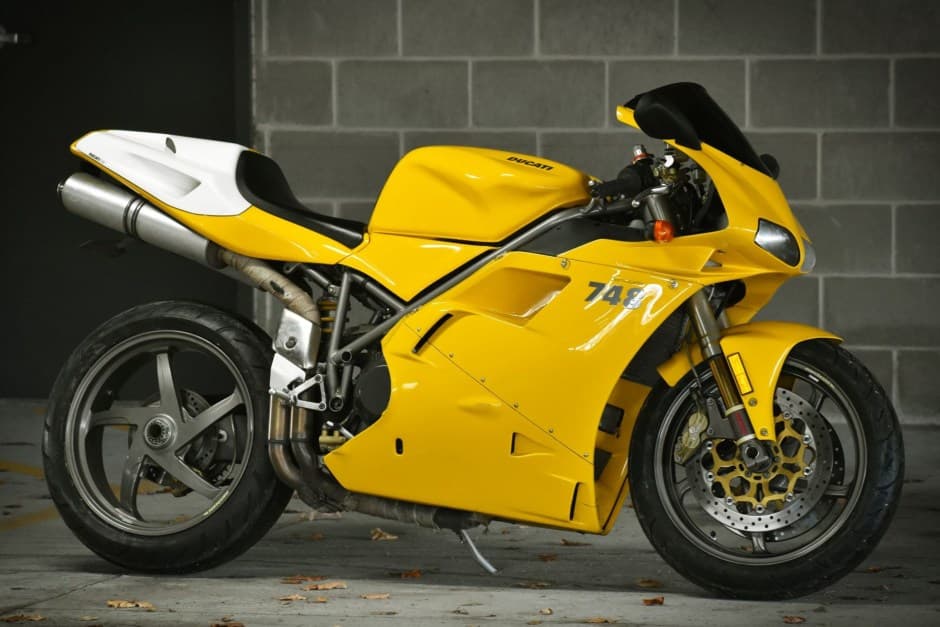 2000 Ducati 748 sold for $7,000