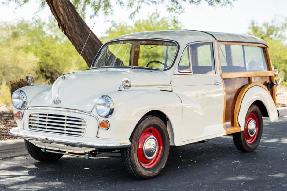 1963 Morris Minor sold for $25,250