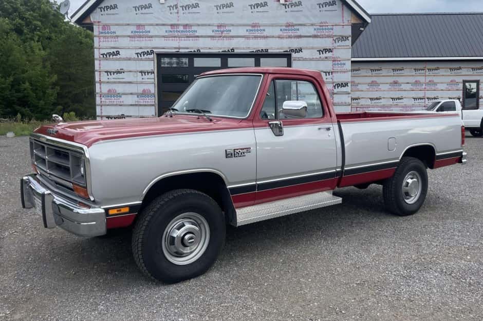 1990 Dodge Ram (1981-1993) sold for $24,359