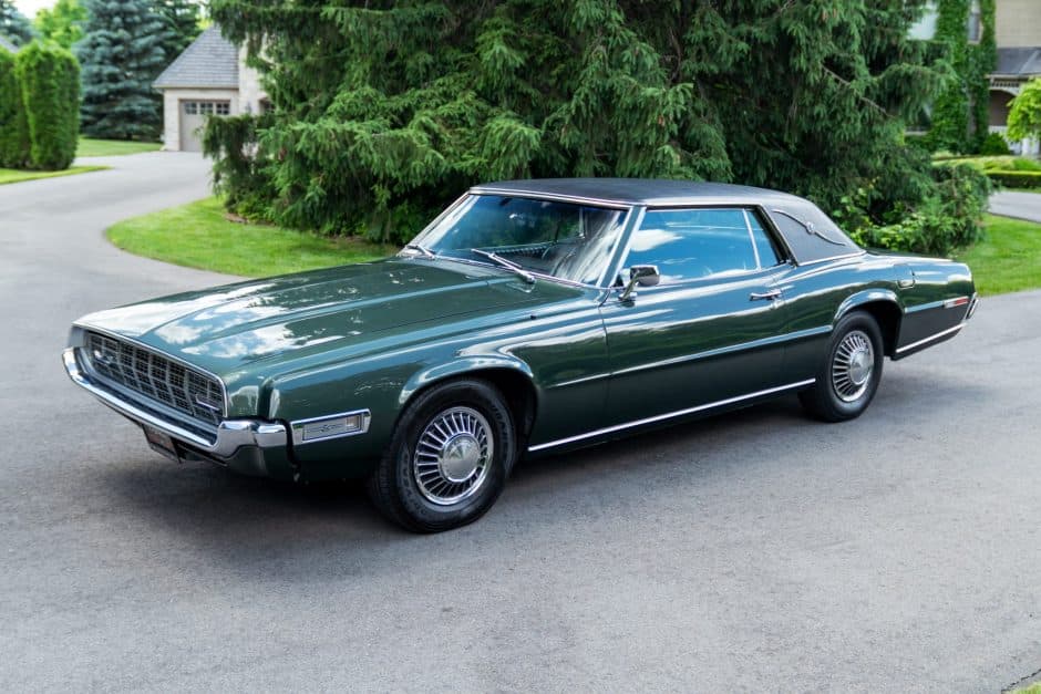 1968 Ford Thunderbird (1967-1971) sold for $24,250