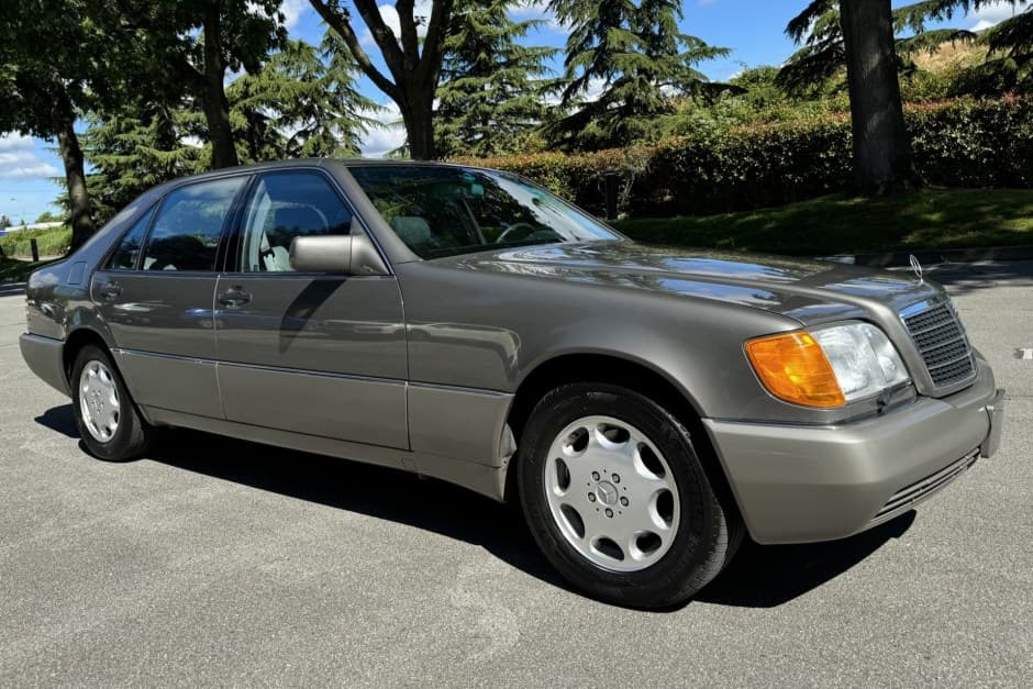 1993 Mercedes-Benz W140 S-Class sold for $11,250