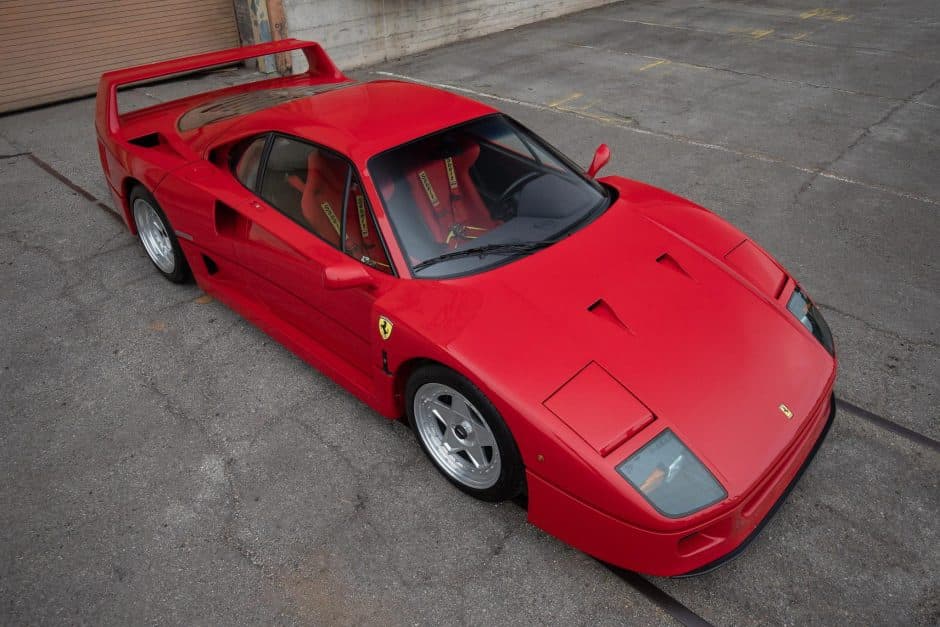 1989 Ferrari F40 sold for $2,475,026