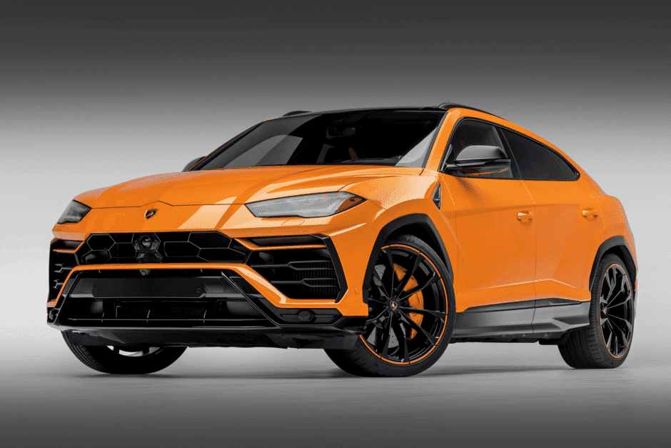 2022 Lamborghini Urus sold for $284,000