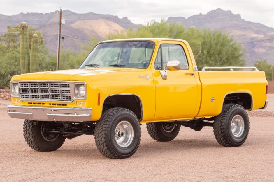 1977 Chevrolet C/K (1973-1991) sold for $15,500
