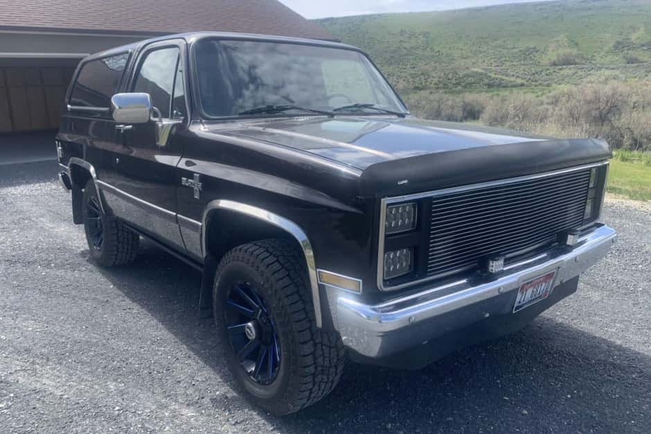 1985 Chevrolet K5 Blazer 1973-1991 sold for $13,100