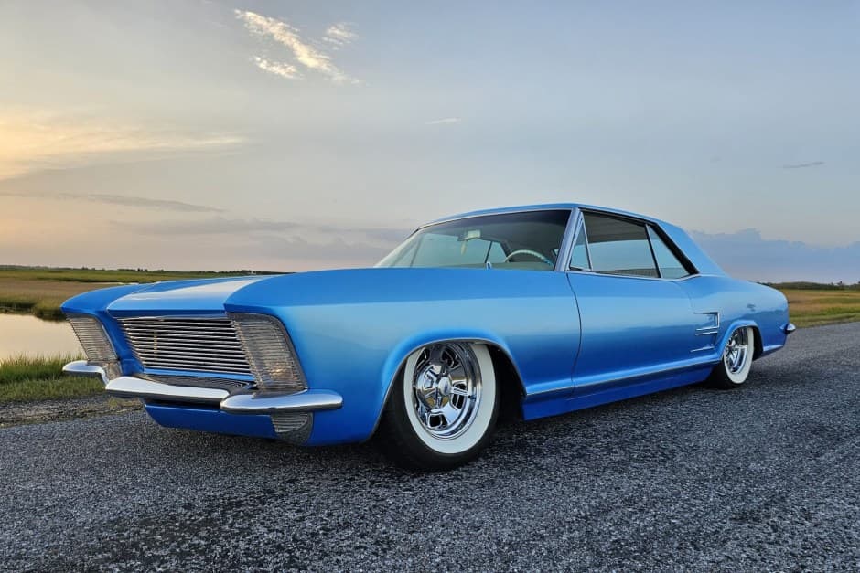 1963 Buick Riviera sold for $33,500