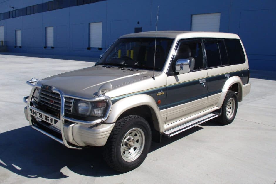 1992 Mitsubishi Pajero & Montero sold for $3,500