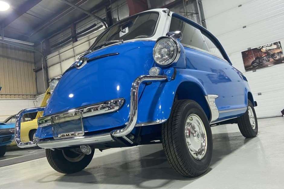 1960 BMW Isetta sold for $72,000