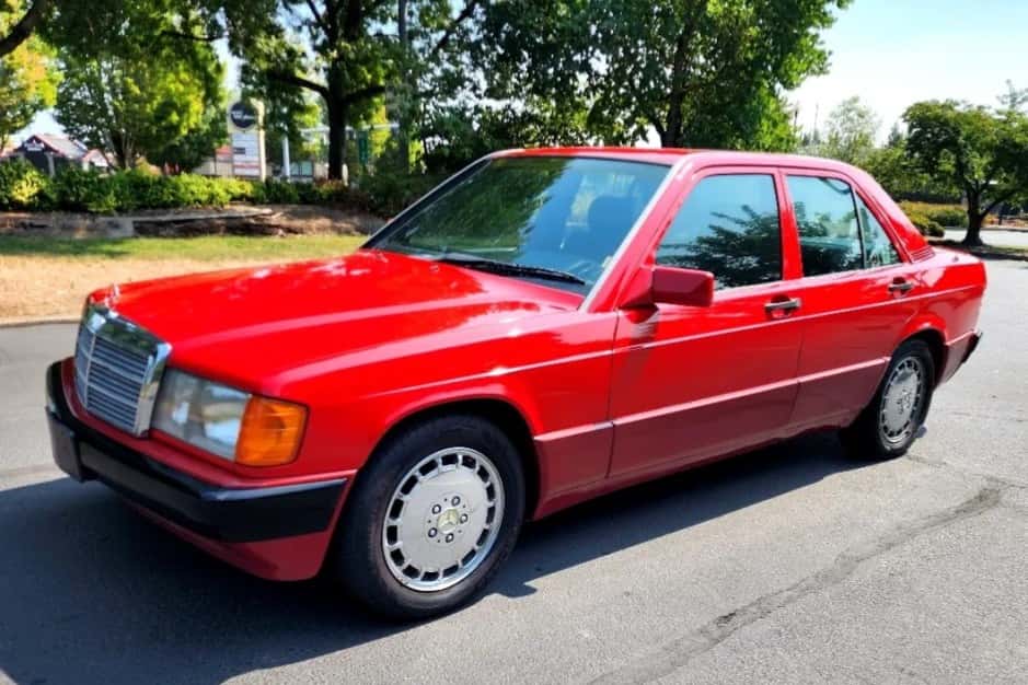 1991 Mercedes-Benz W201 190 sold for $3,400