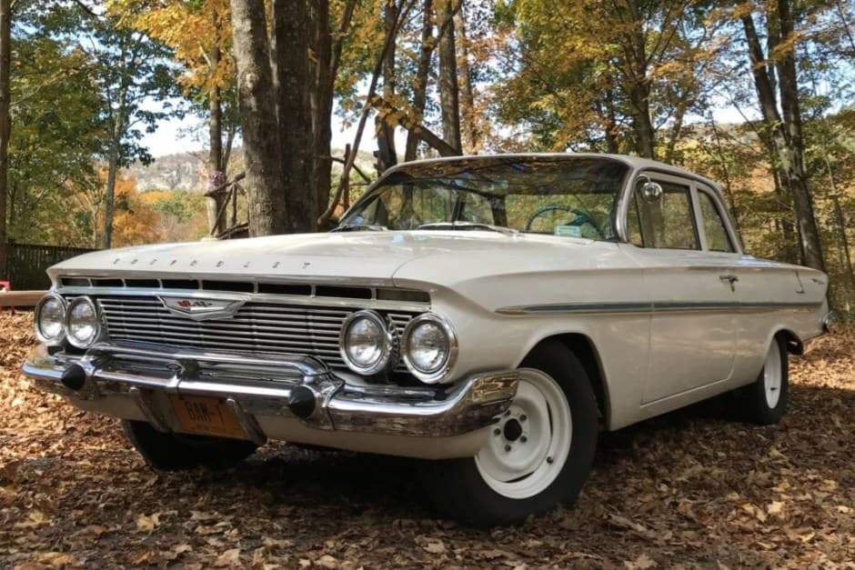1961 Chevrolet Bel Air sold for $30,250