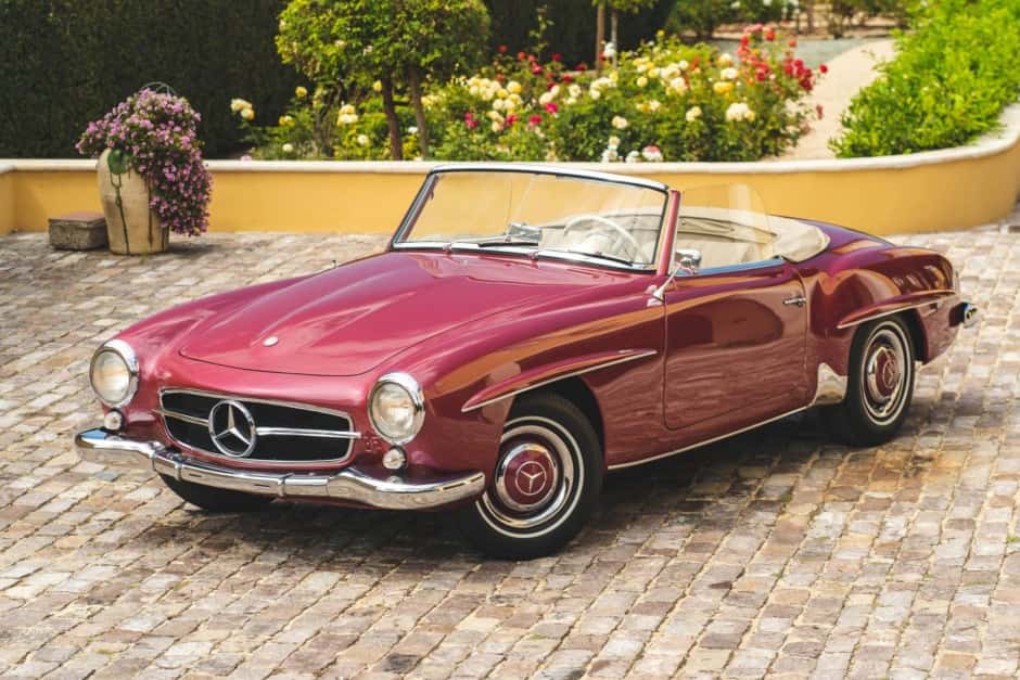1958 Mercedes-Benz 190SL sold for $140,000