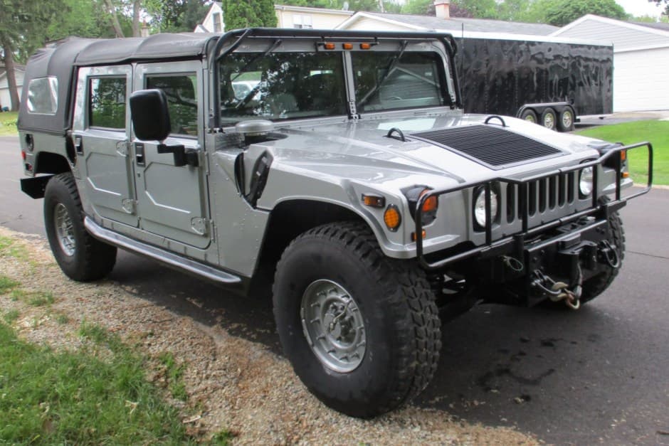 1998 Hummer H1 sold for $53,000