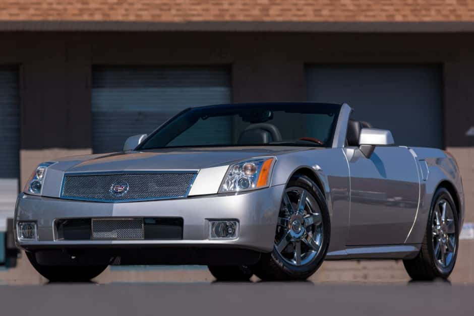 2008 Cadillac XLR sold for $30,500