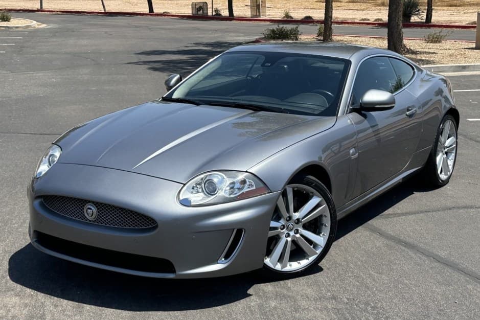 2010 Jaguar XK sold for $15,250
