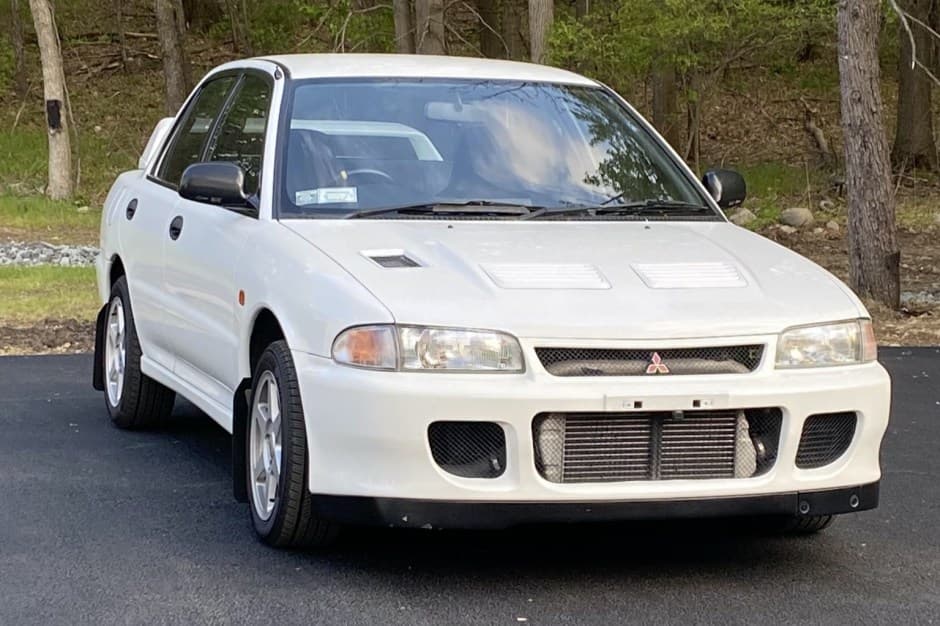 1994 Mitsubishi Lancer Evolution sold for $19,789