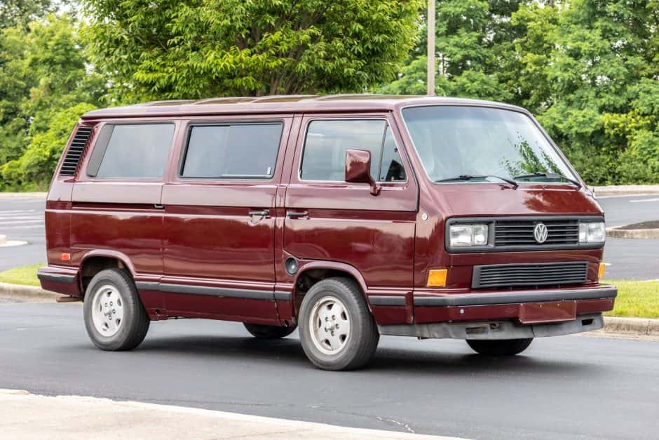 1988 Volkswagen Vanagon sold for $8,200