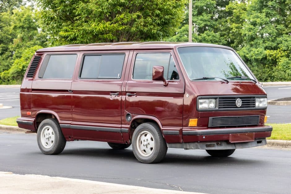 1988 Volkswagen Vanagon sold for $8,200