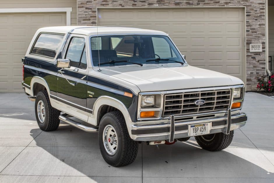 1984 Ford Bronco 3rd Generation 1980-1986 sold for $19,750