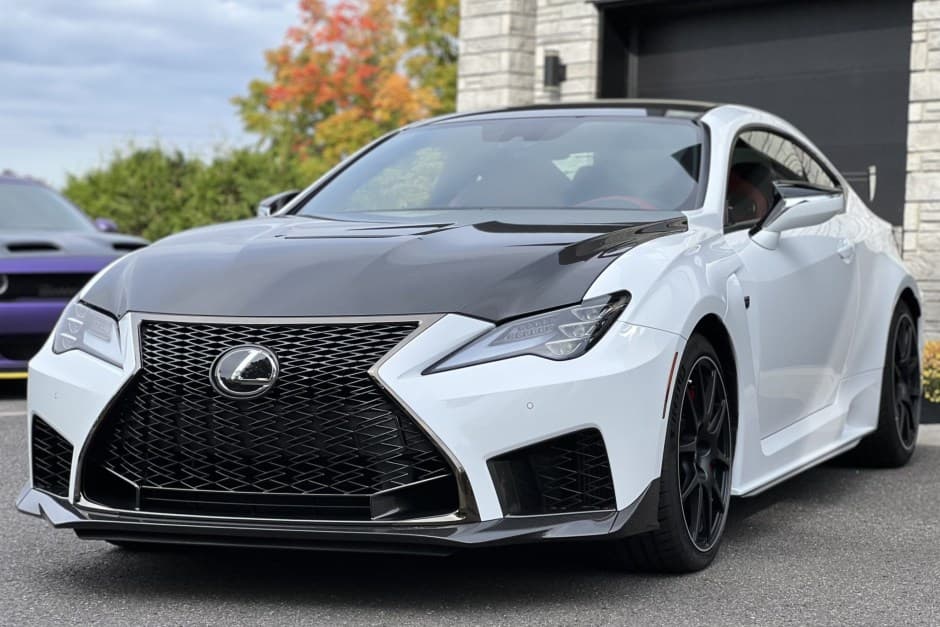 2021 Lexus RC sold for $59,567