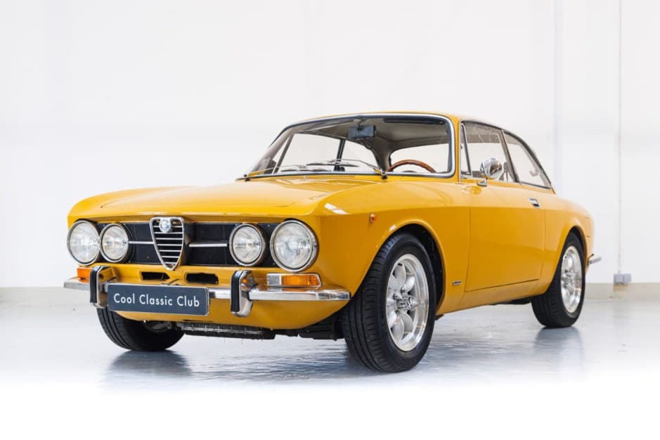 1971 Alfa Romeo 105/115 Series Coupe sold for $31,500