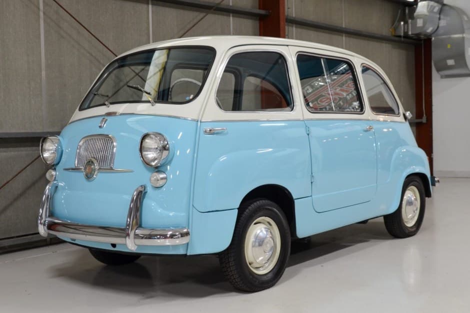 1959 Fiat 600 Multipla sold for $55,000