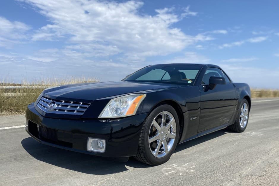 2006 Cadillac XLR sold for $23,000