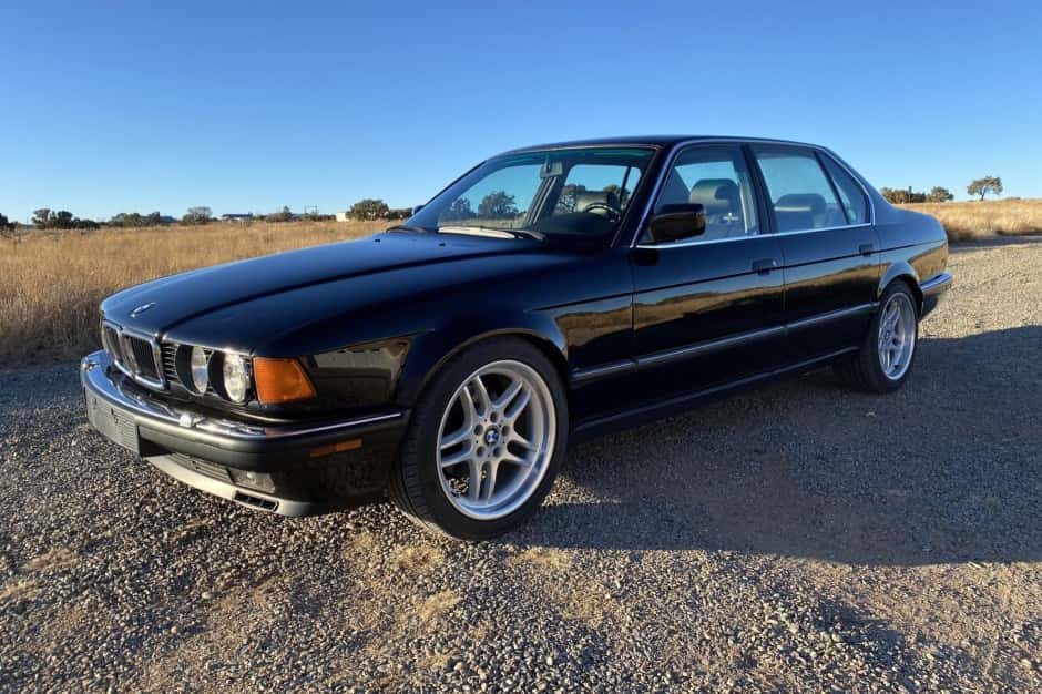 1990 BMW E32 7-Series sold for $10,000