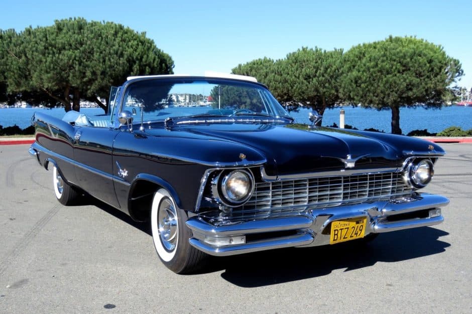 1957 Chrysler Imperial sold for $59,392