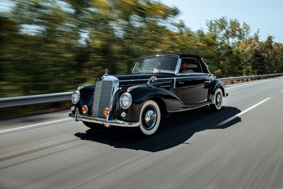 1953 Mercedes-Benz W187 220 sold for $166,000