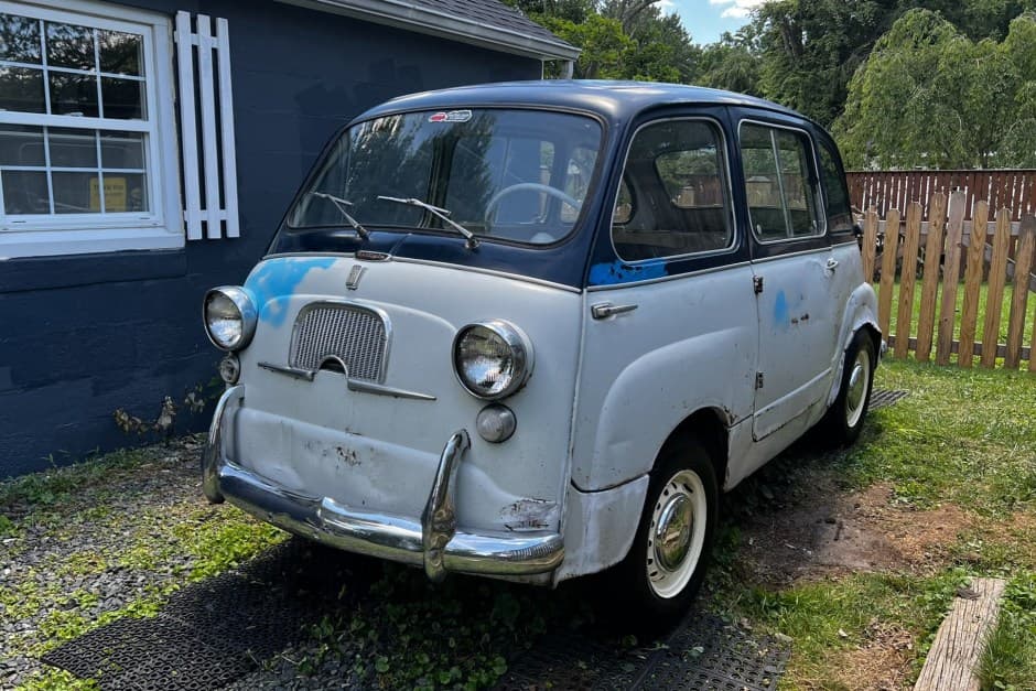 1959 Fiat 600 Multipla sold for $5,600