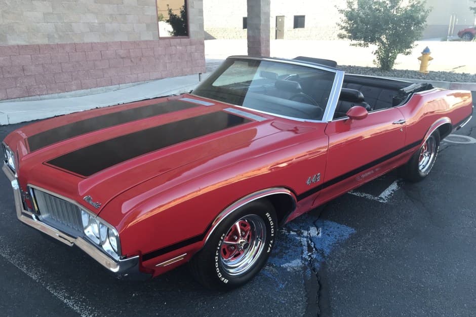 1970 Oldsmobile 442 sold for $38,000