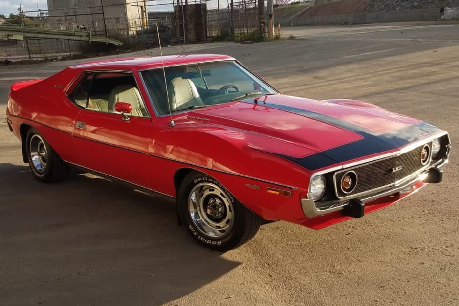 1974 AMC Javelin sold for $14,000