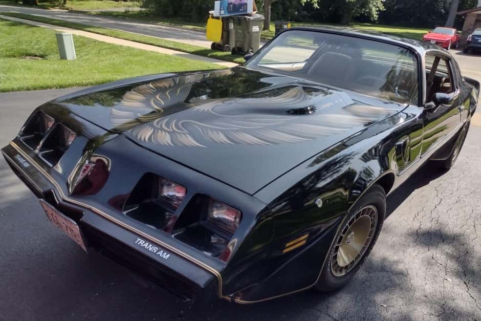 1980 Pontiac Firebird (1970-1981) sold for $18,000